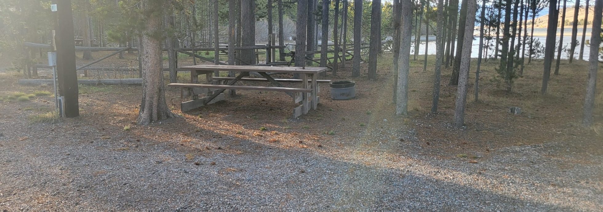 F11 RV Campsite Camping RV