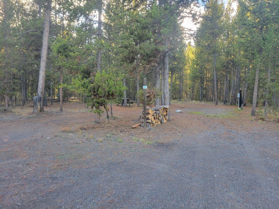 Full Hook Up RV Campsite F47