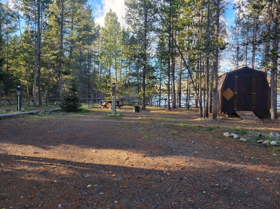 F8 RV Site Lakeside