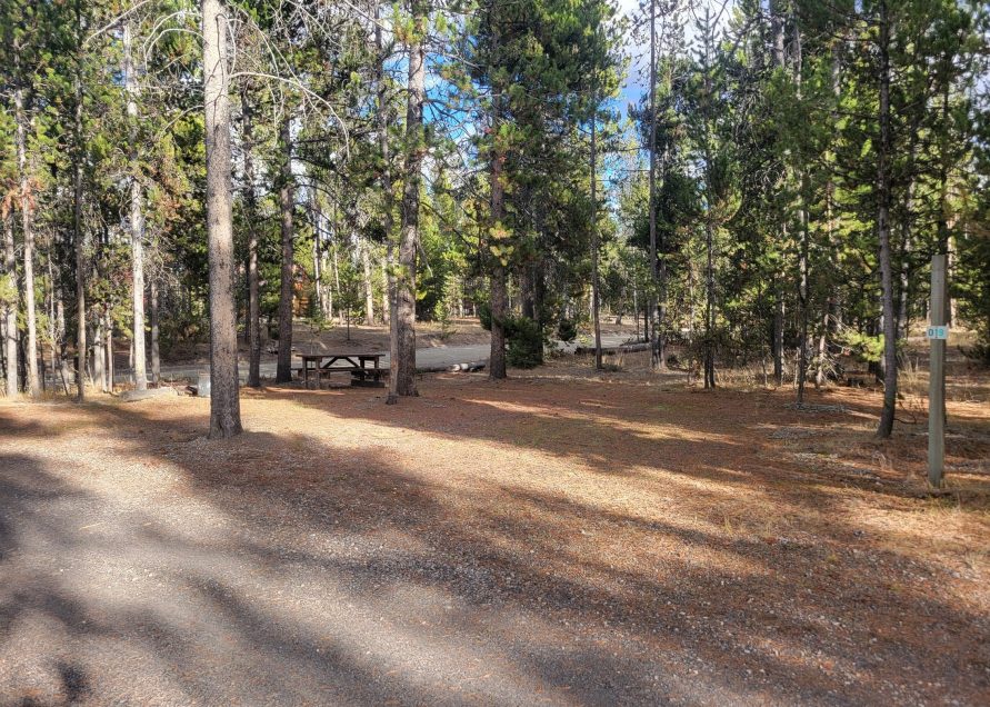 O19 Overflow Dry Camping West Yellowstone