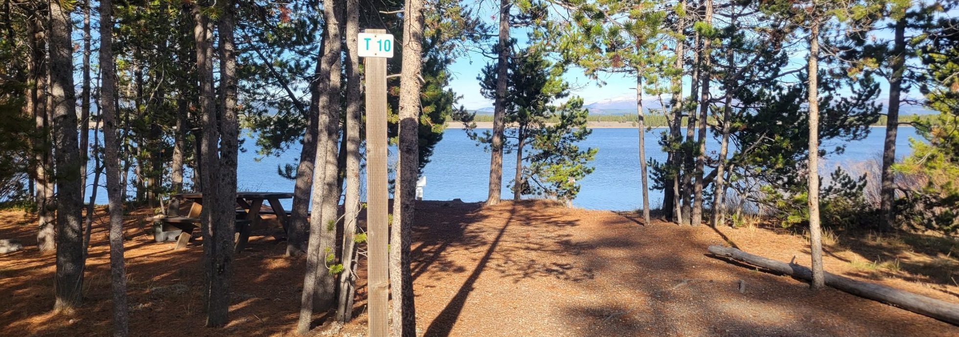 T10 Hebgen Lake Tent Camping