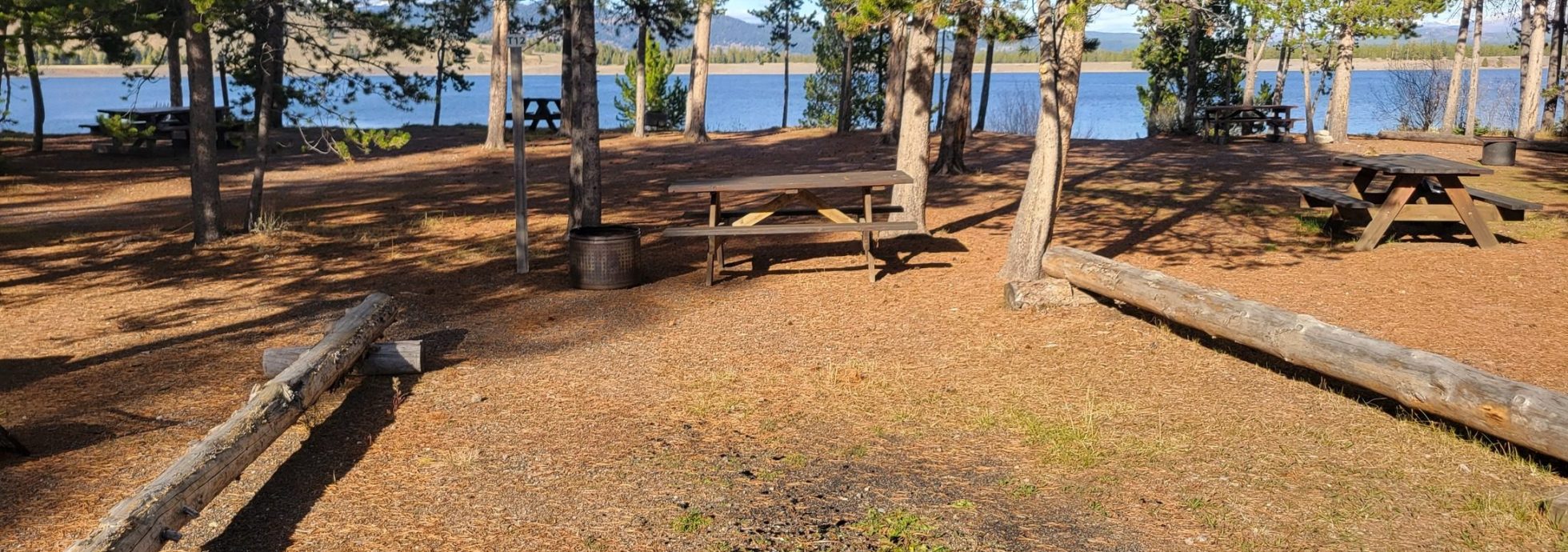 T11 Lakeside Tent Camping