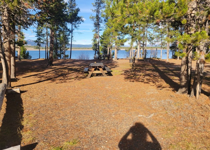 T14 Hebgen Lake Tent Camping