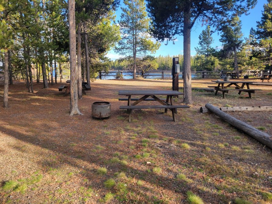 Lakeside Water & Power Campsite WP8