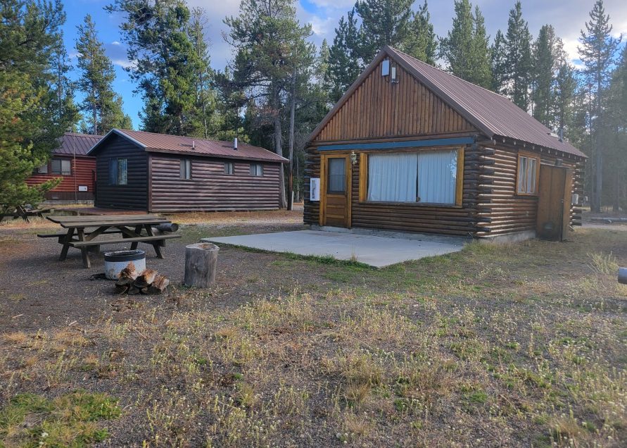 Lakeside Cabin #2 - Madison Arm Resort