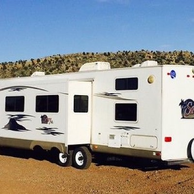 32′ Holiday Rambler Quad Bunkhouse with Super Slide – RV Camper Rental